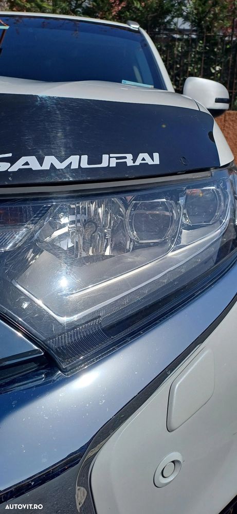 Mitsubishi Outlander 2.0 4WD - 9