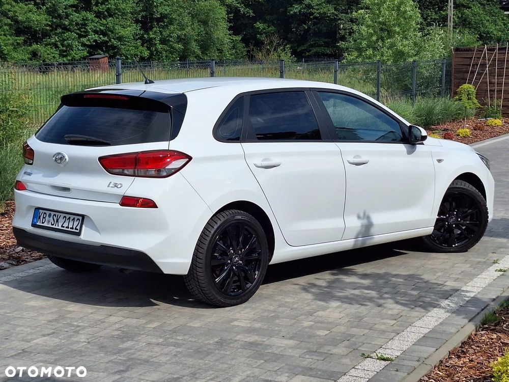 Hyundai i30 1.4 Select - 8
