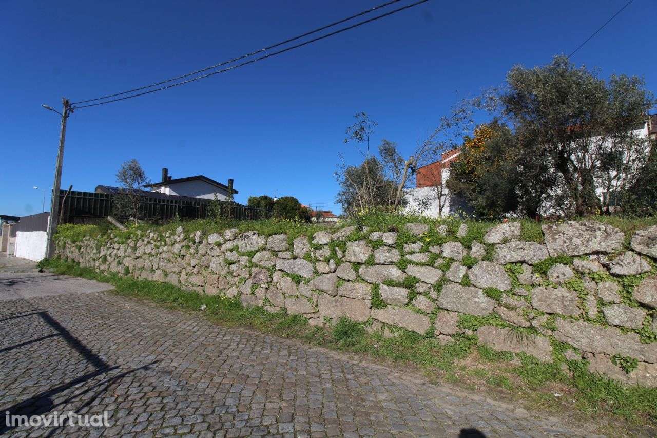 Terreno para Construção a 3,5 km do Centro - Grande imagem: 2/5