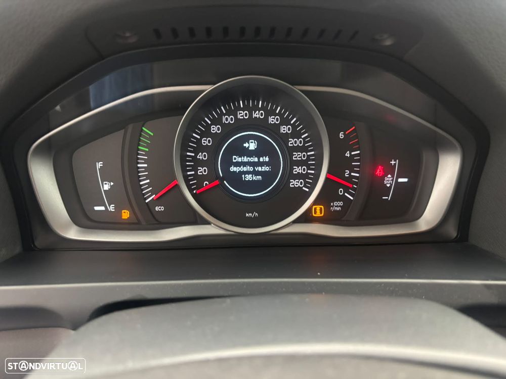 Volvo V60 - 16