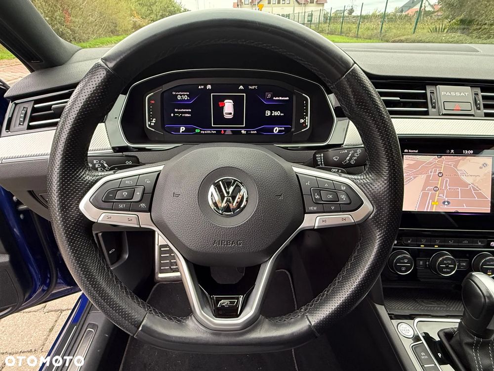 Volkswagen Passat Variant 2.0 TDI SCR DSG 4Motion Business - 32