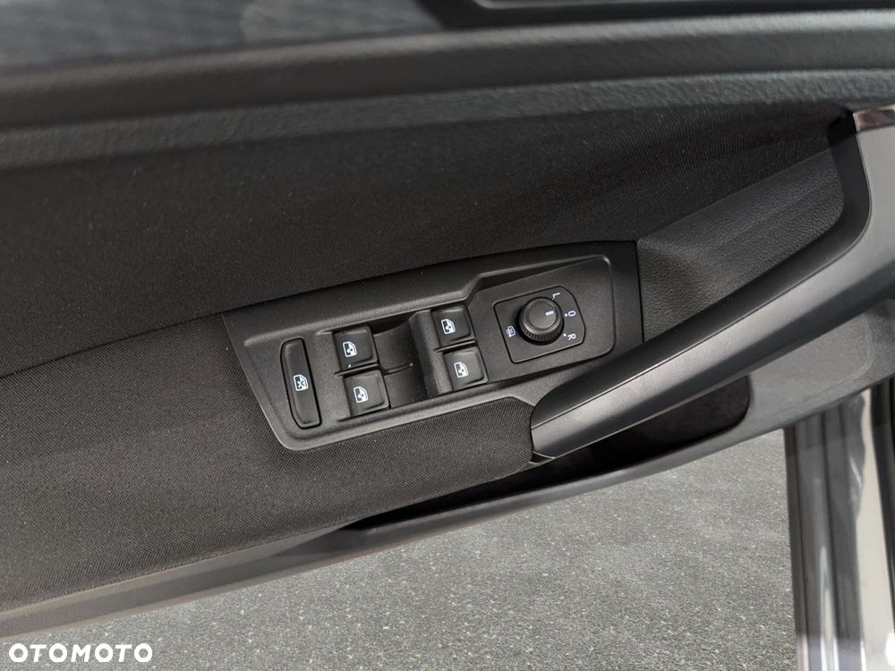 Volkswagen Tiguan - 29