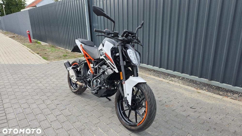 KTM Duke 125 - 5