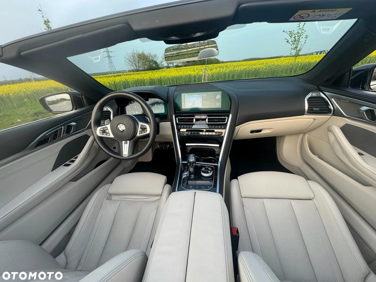 BMW Seria 8 M850i xDrive Cabrio - 23