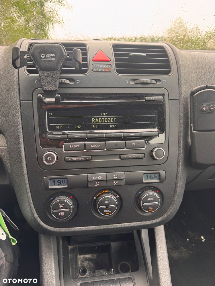 Volkswagen Golf 1.9 TDI Comfortline - 14