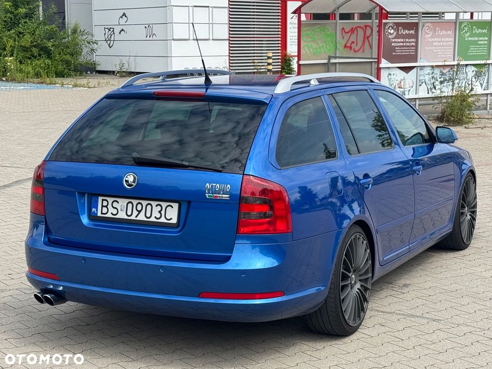 Skoda Octavia 2.0 TDI CR DPF RS - 19