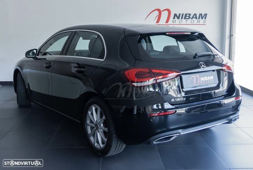 Mercedes-Benz A 180 d 7G-DCT Progressive - 2