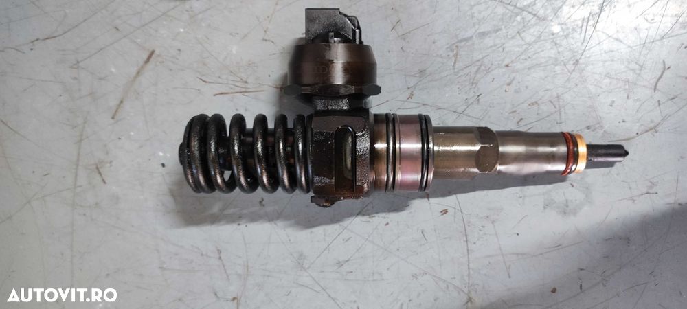 Injector injectoare volkswagen vw passat B6 sedan 2.0 BMP cod 038130073BK - 3