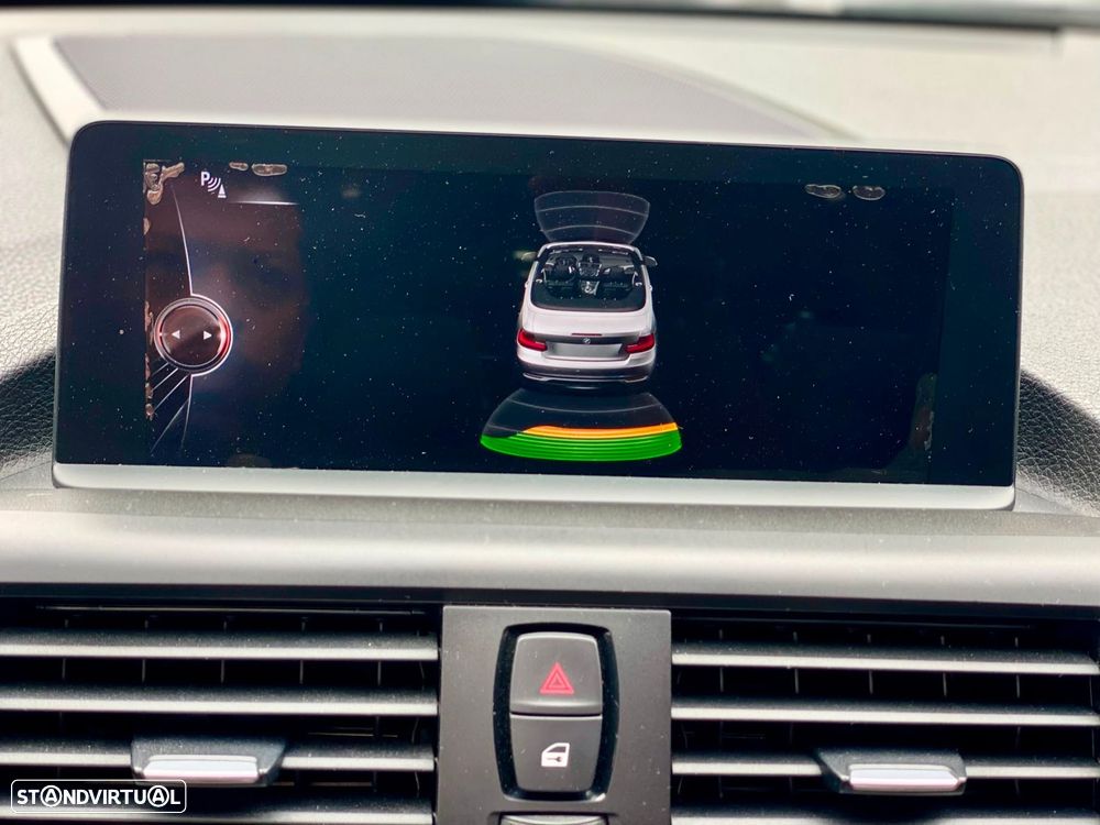 BMW 220 d Cabrio Pack M Auto - 27