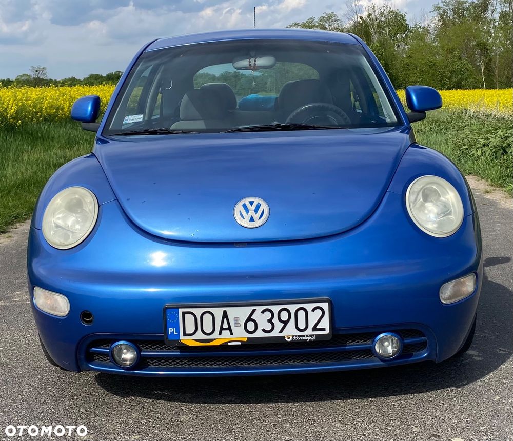 Volkswagen New Beetle - 2