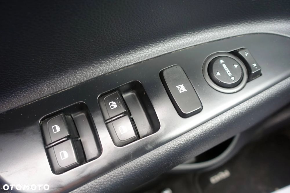 Kia Rio 1.0 T-GDI 120 Platinum Edition - 29
