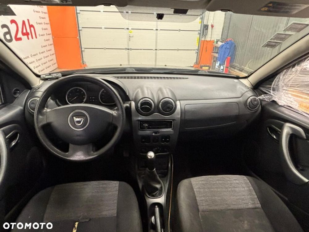 Dacia Duster 1.6 16V 4x2 - 7