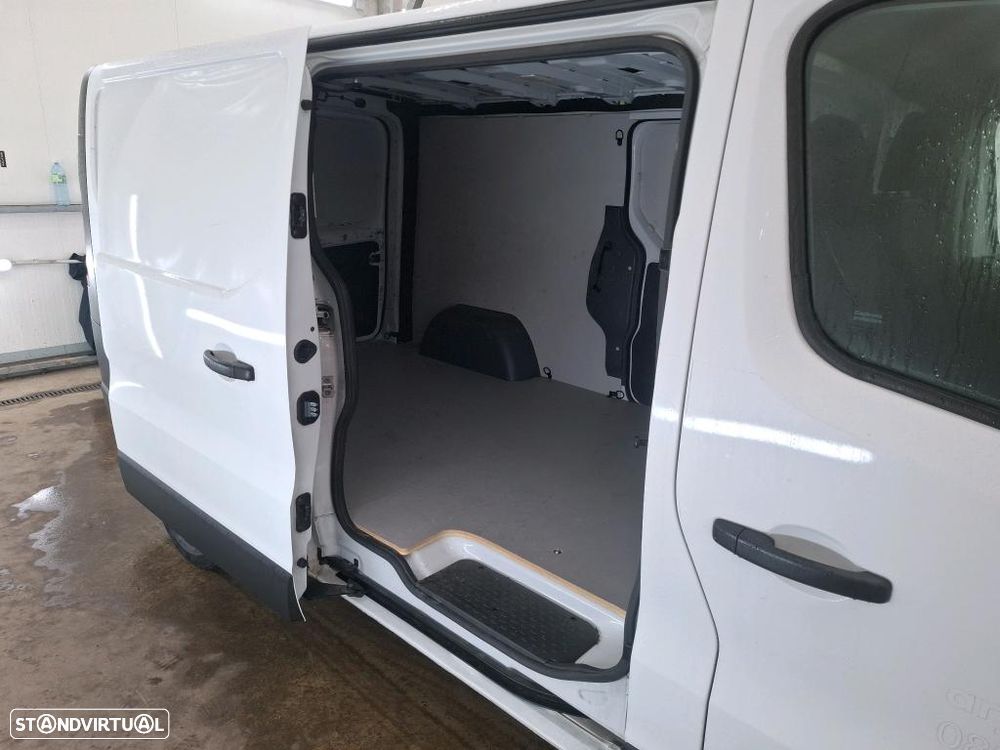 Renault Trafic L2H1 2.0 dCi 130CV - AC- GPS- CarPlay- c/IVA Dedutível - 5