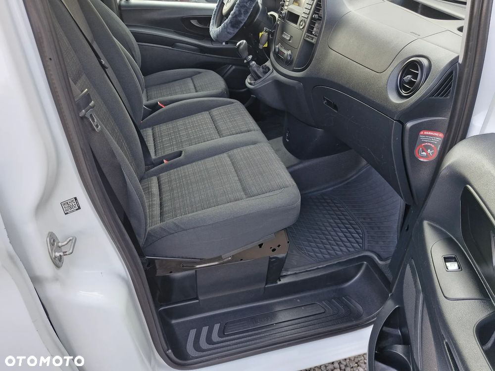 Mercedes-Benz Vito - 36
