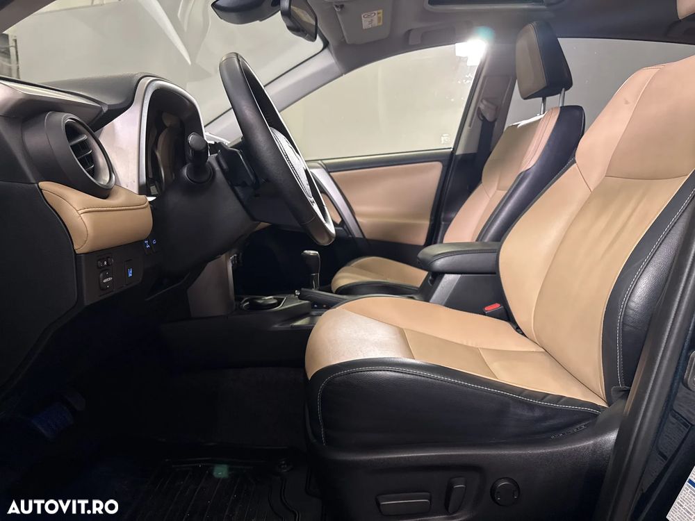 Toyota RAV4 - 23