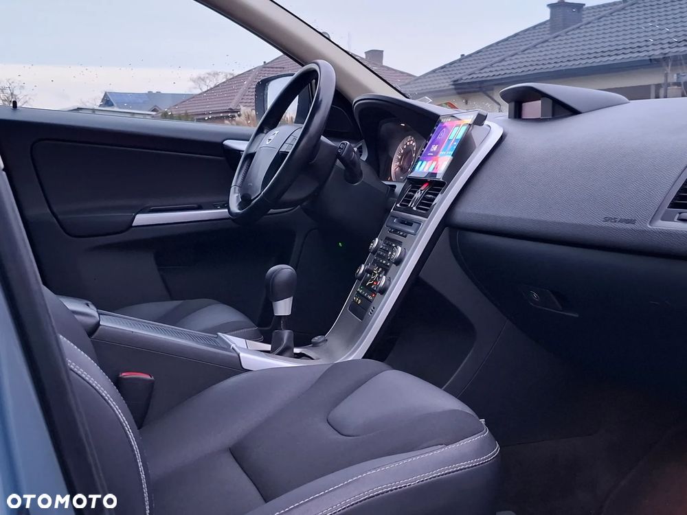 Volvo XC 60 2.4D AWD - 16