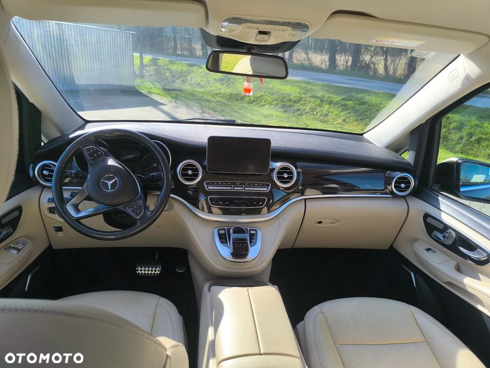 Mercedes-Benz Klasa V 250 d 4-Matic 7G-Tronic - 18