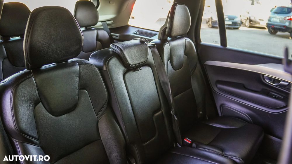Volvo XC 90 - 31
