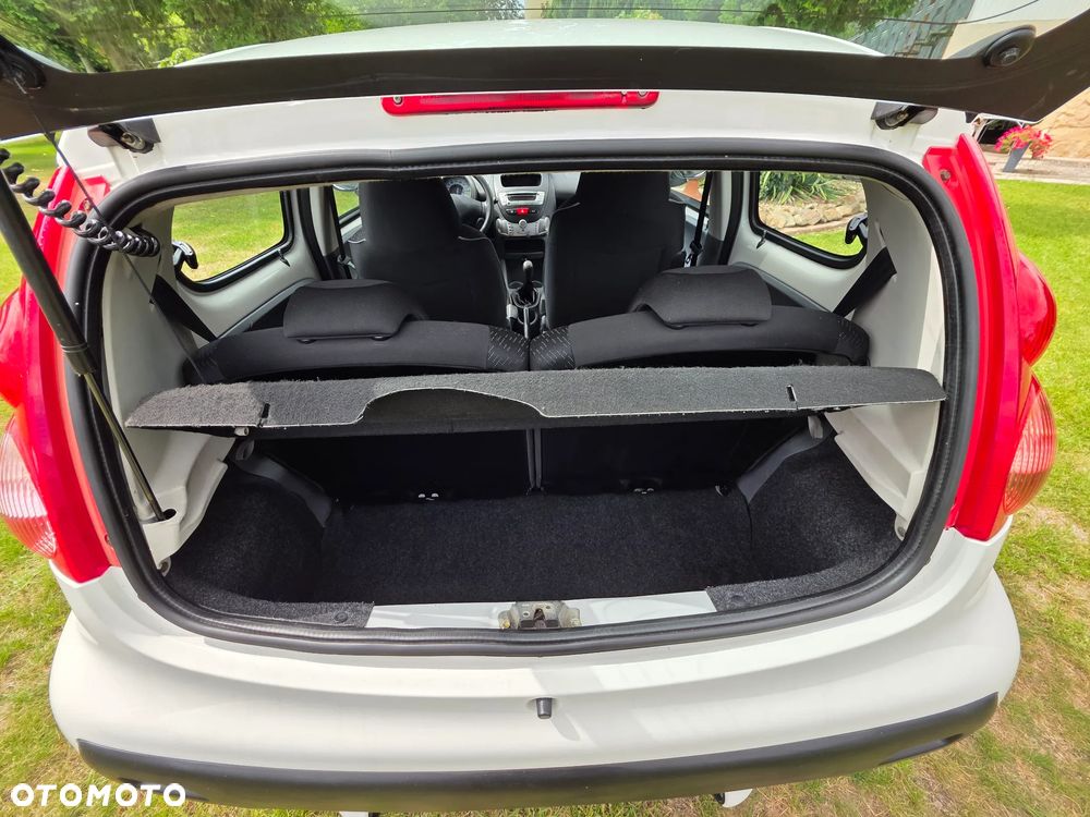 Peugeot 107 1.0 Trendy - 20