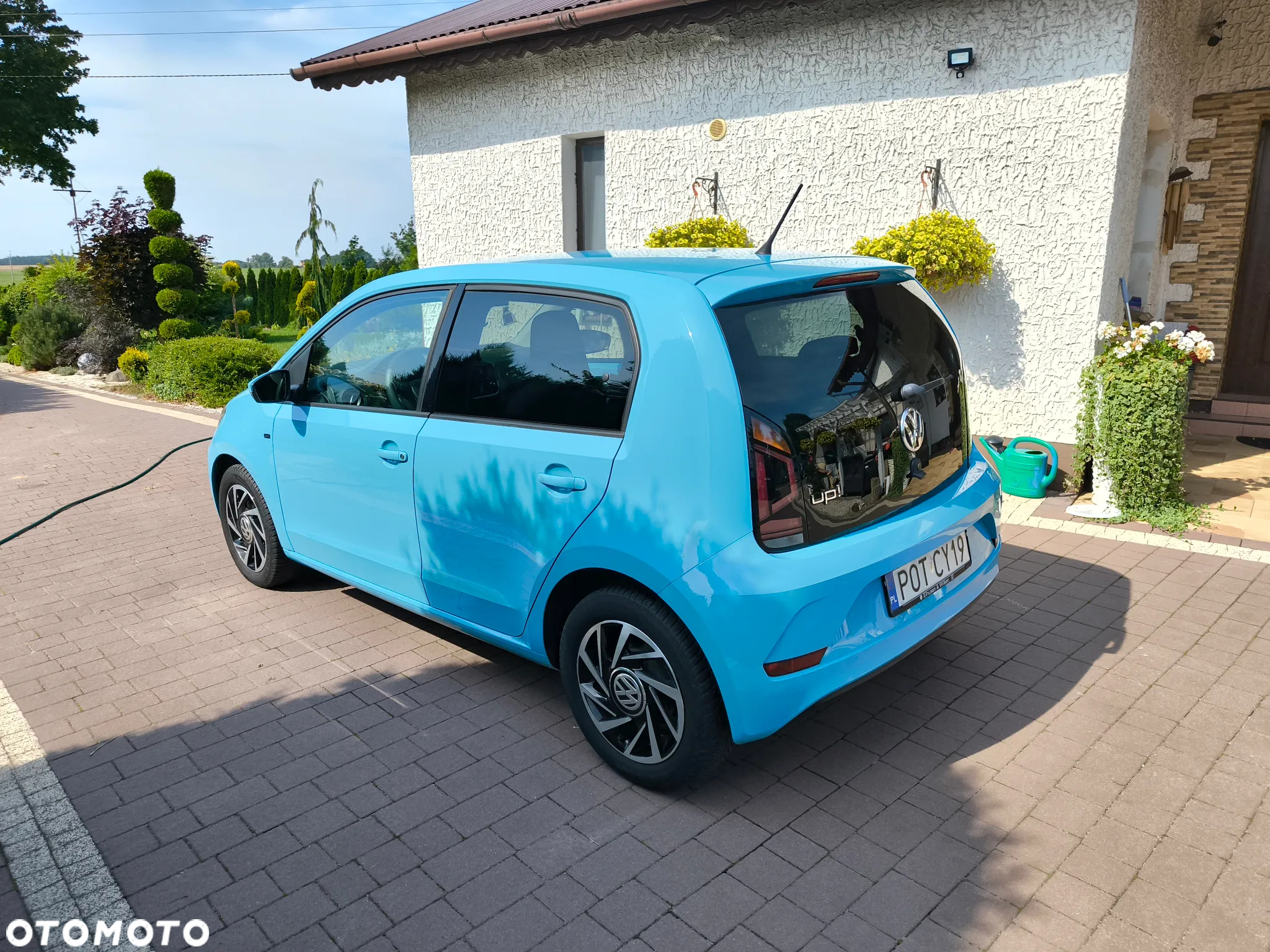Volkswagen up! - 6