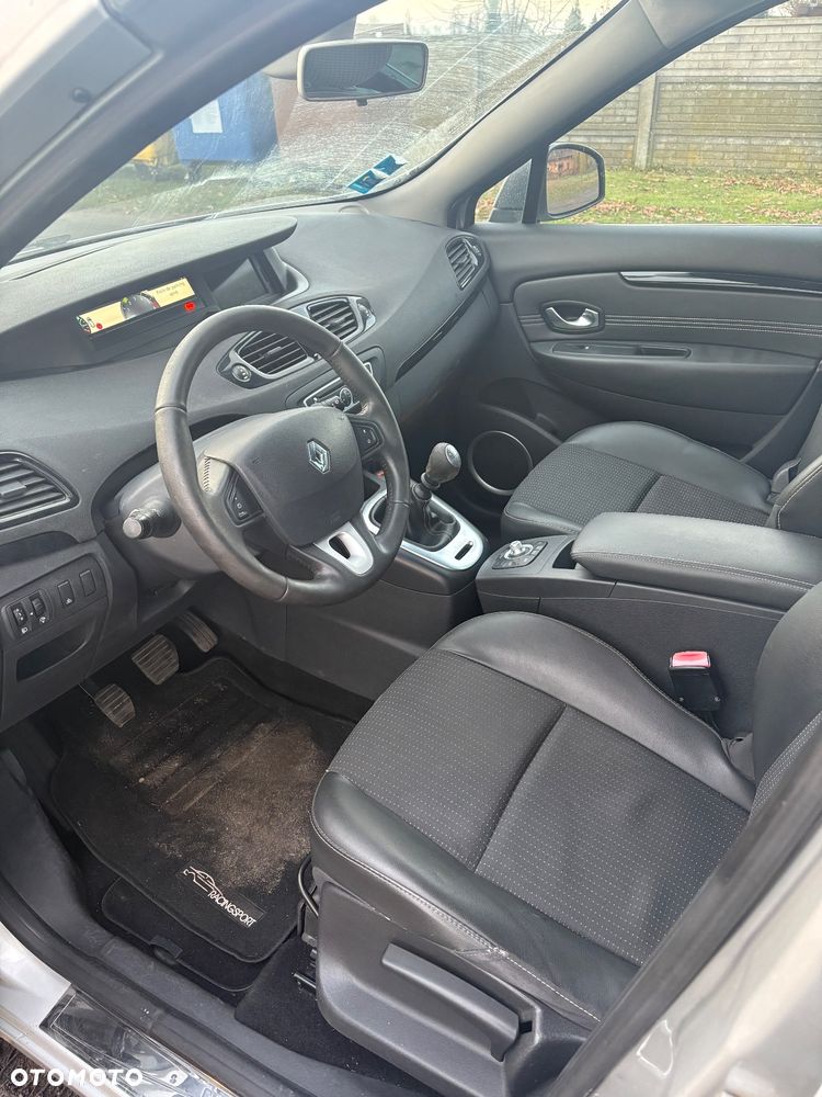 Renault Scenic - 5
