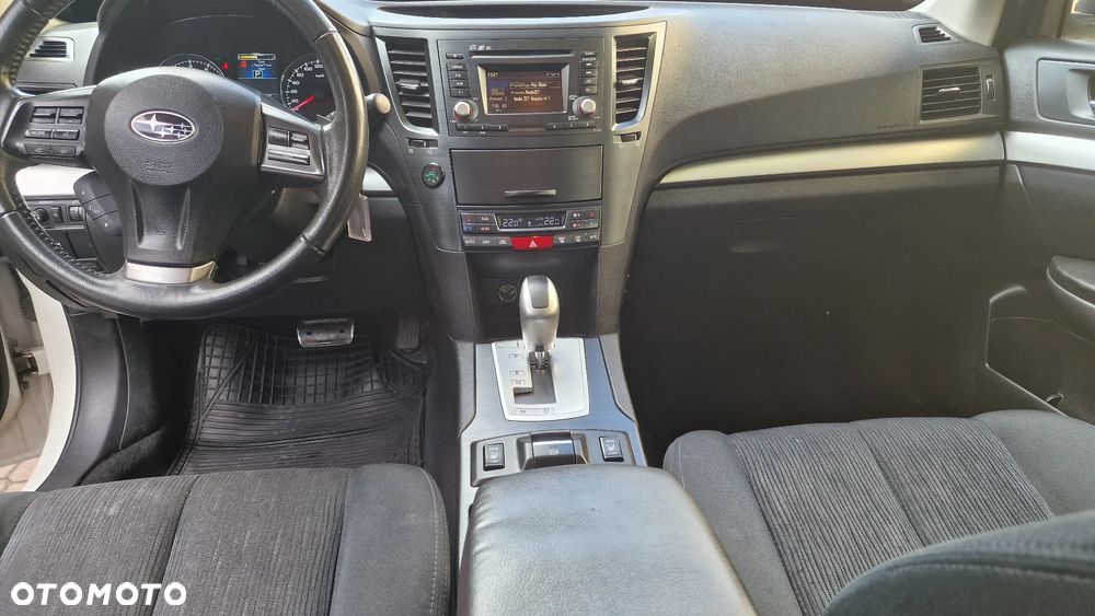 Subaru Legacy - 20
