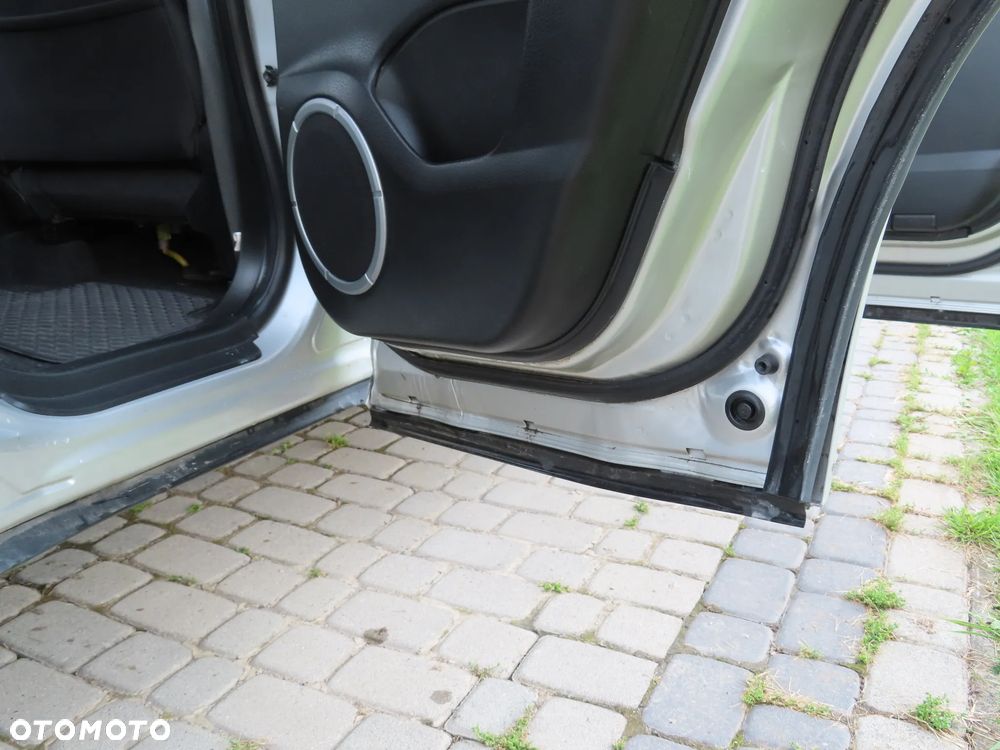 Suzuki Grand Vitara 2.0 Comfort - 12
