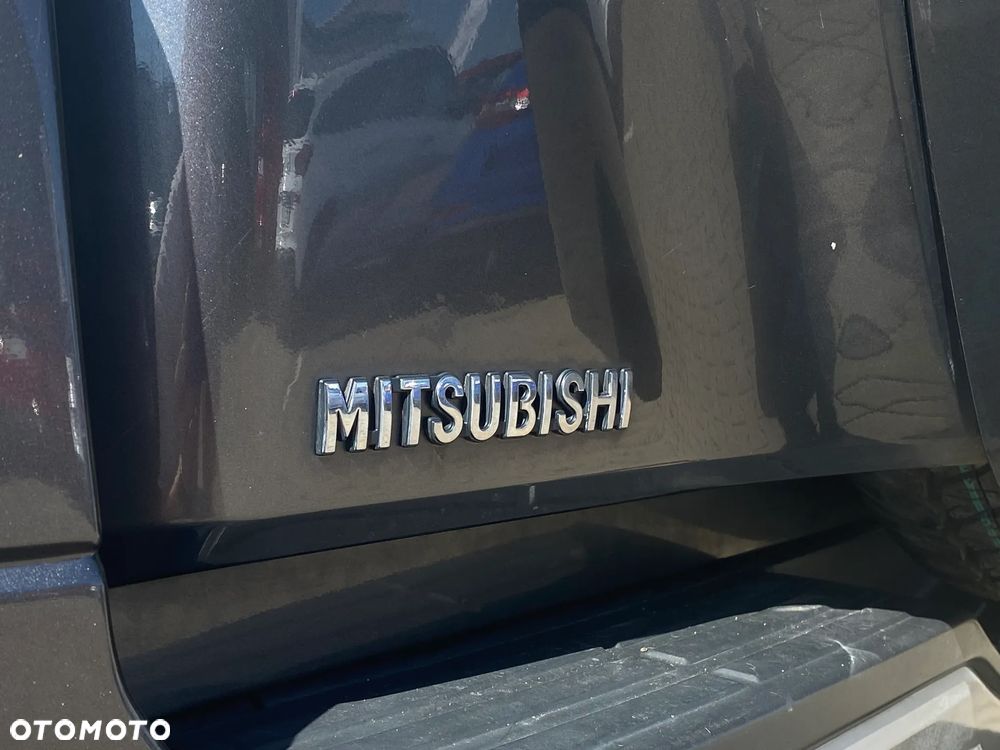 Mitsubishi Pajero 3.2 DID Instyle - 16