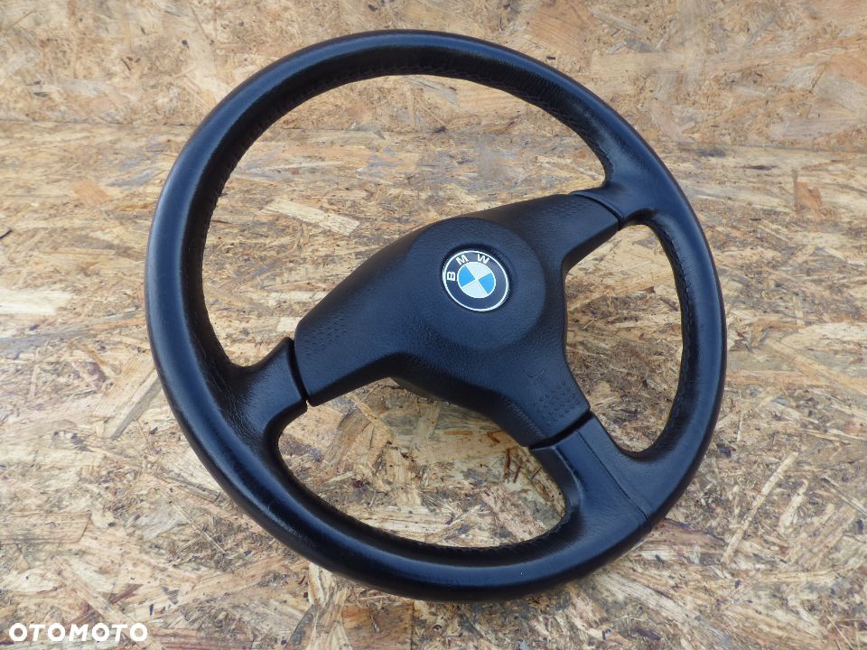 BMW E31 KIEROWNICA - 2