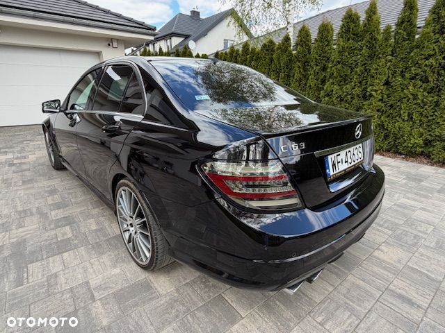 Mercedes-Benz Klasa C 63 AMG - 3