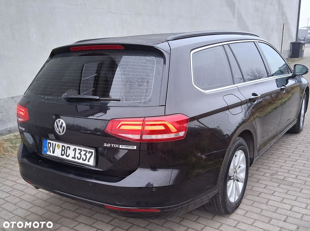 Volkswagen Passat 2.0 TDI (BlueMotion Technology) Trendline - 5