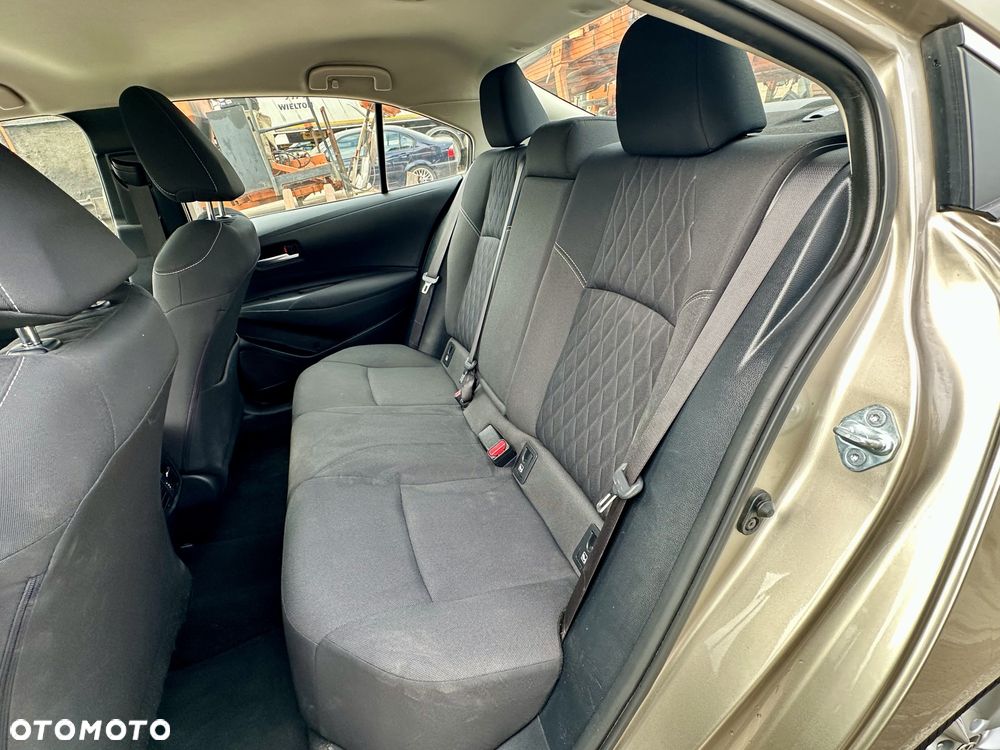 Toyota Corolla 1.5 Comfort - 11