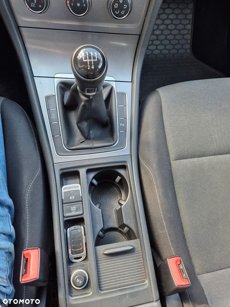 Volkswagen Golf - 13