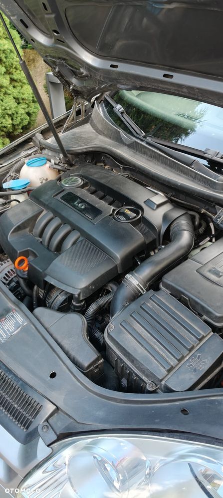 Volkswagen Golf 1.6 Comfortline - 14