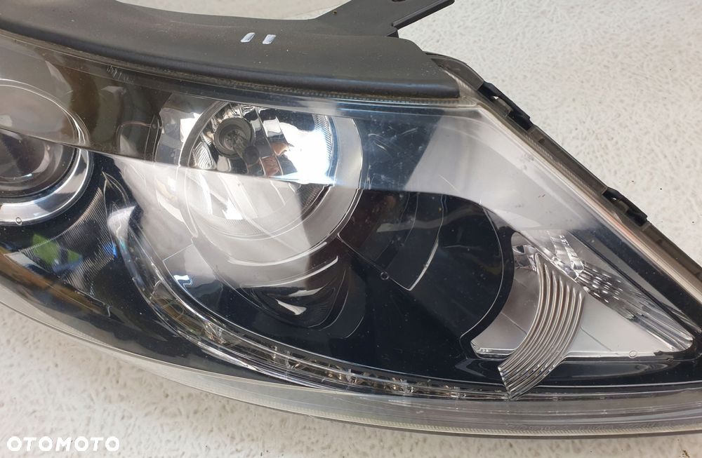 kia sportage 3 iii lampa prawa przednia h7 uk oryg - 3