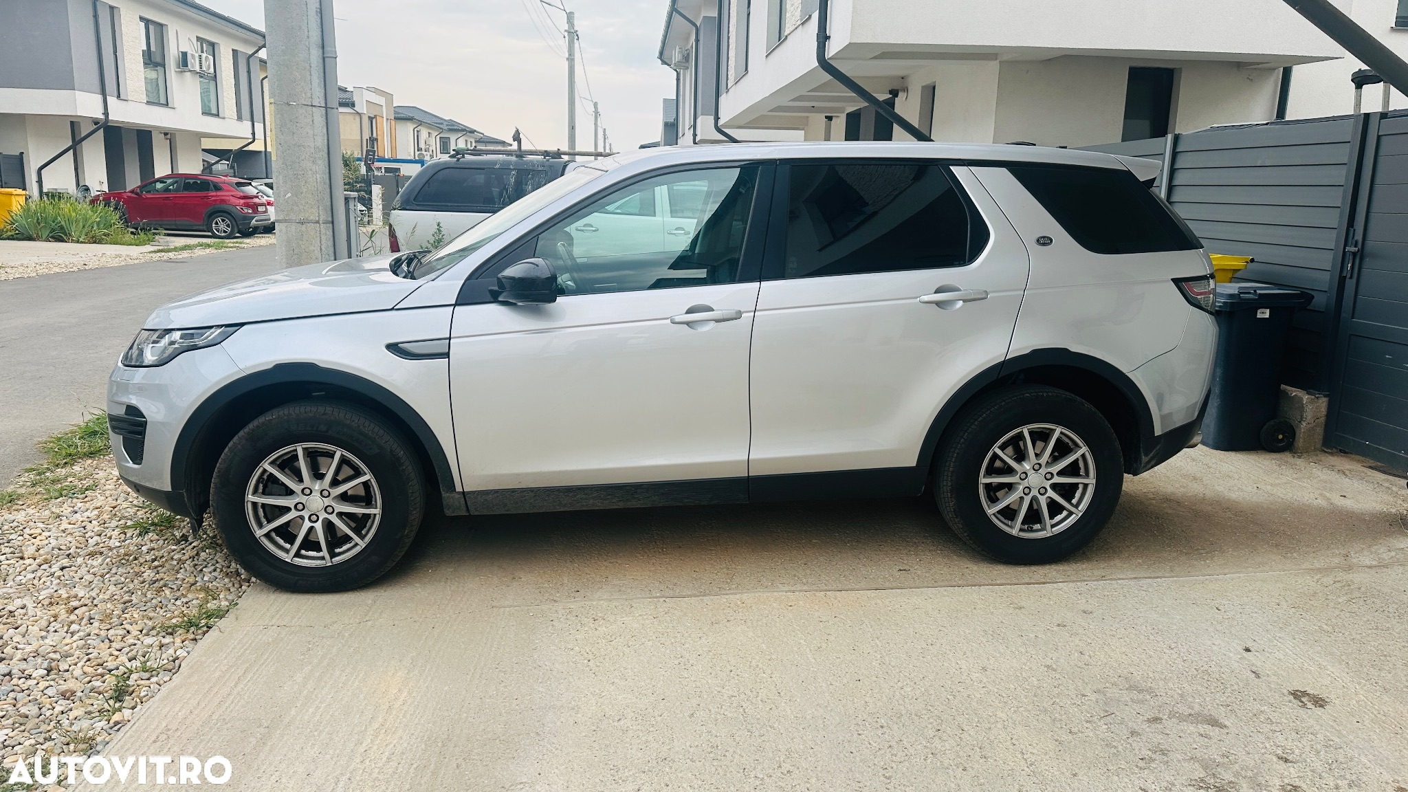 Land Rover Discovery Sport 2.0 l TD4 HSE Aut. - 9