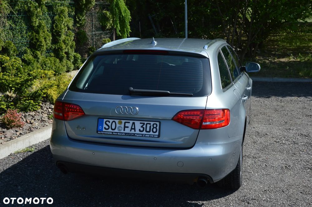Audi A4 Avant - 19
