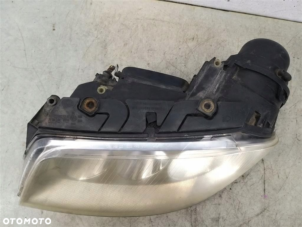 Reflektor lampa przód lewa VW Passat B5  B5 LIFT 2000-2005 HELLA XENON - 3
