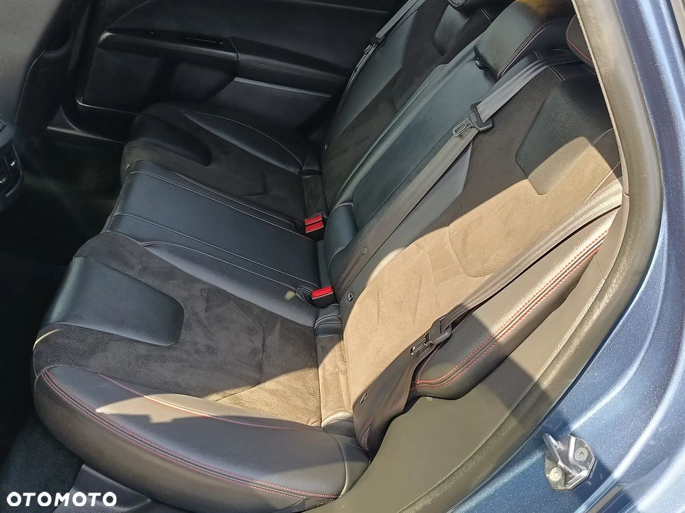 Ford Mondeo - 26