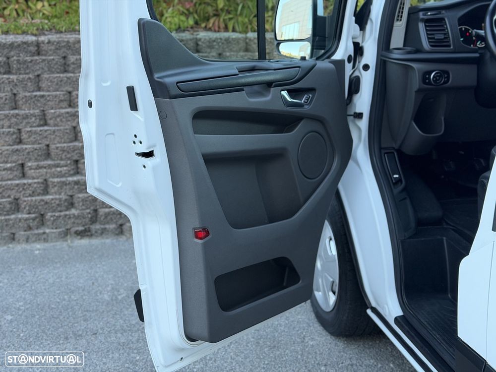 Ford Transit Custom 2.0 TDCi 130HP Teto Alto 3L - 20