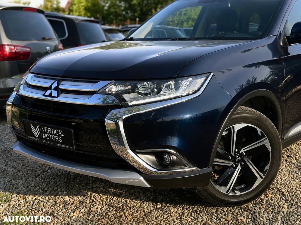 Mitsubishi Outlander - 20