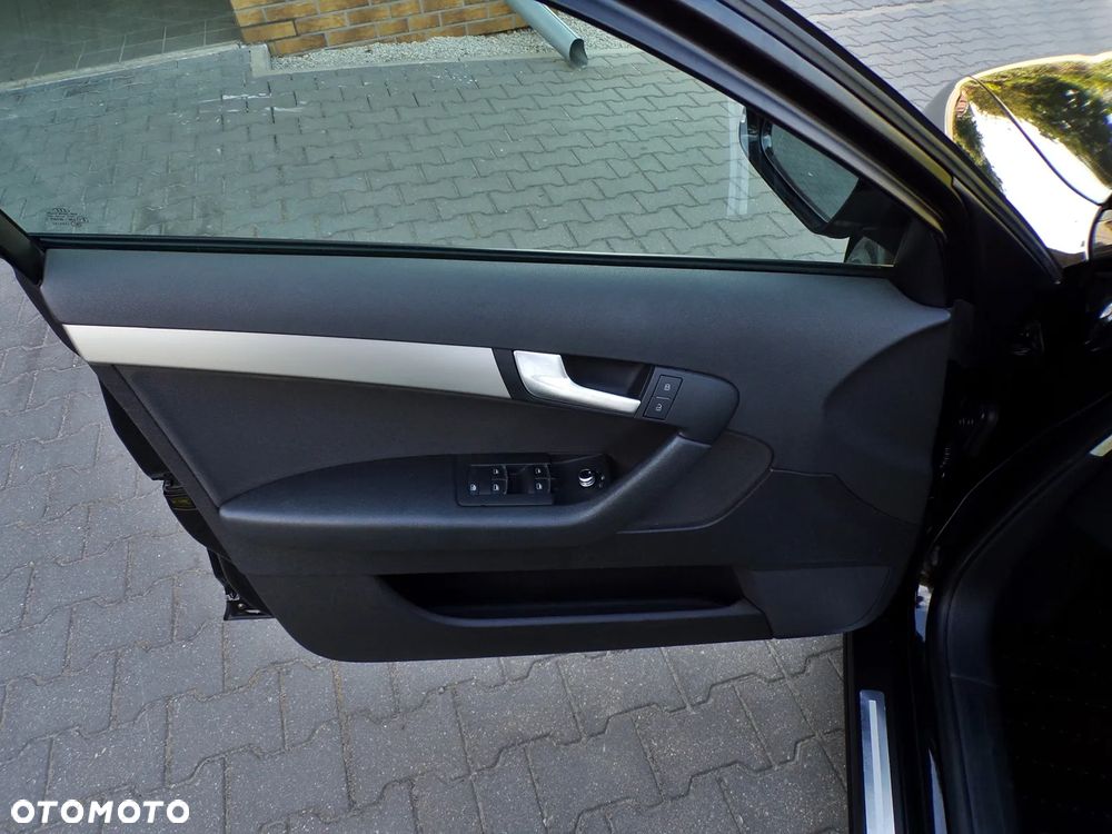 Audi A3 Sportback 2.0 TDI S line Sportpaket plus - 17