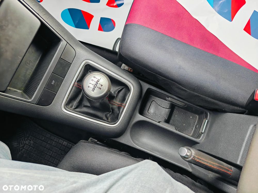 Volkswagen Golf 1.9 TDI Comfortline - 24