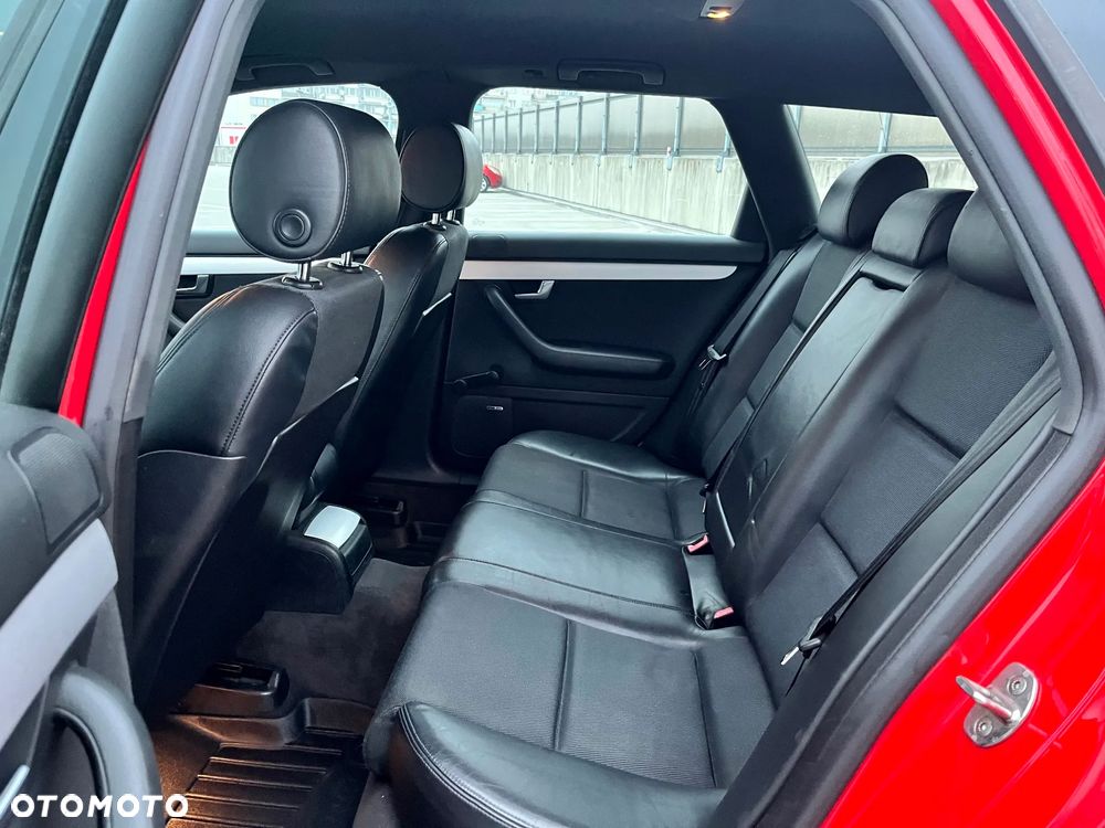 Audi A4 Avant 1.8T - 12