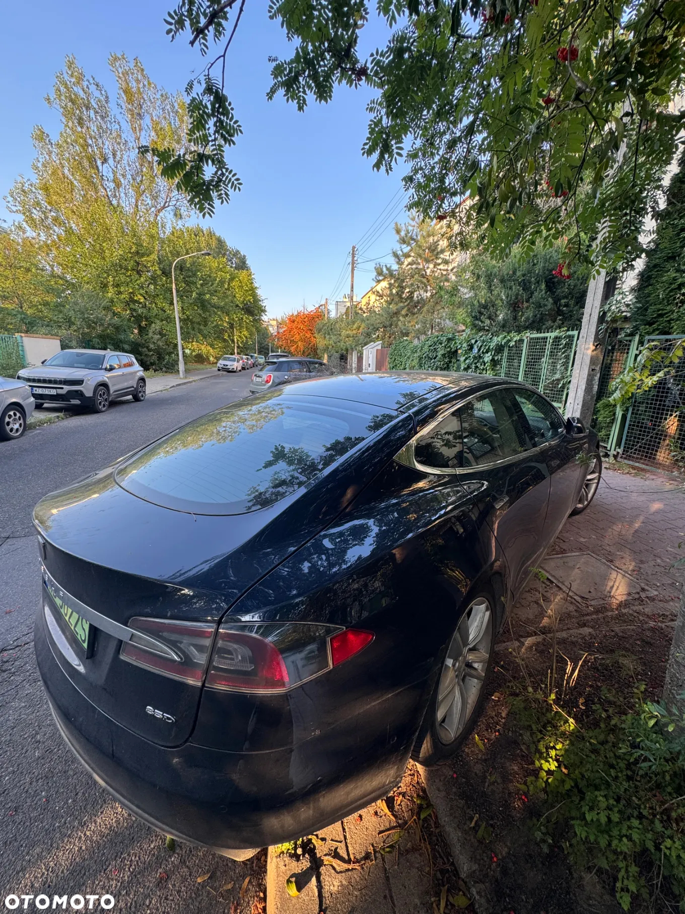 Tesla Model S 85D Allradantrieb - 2