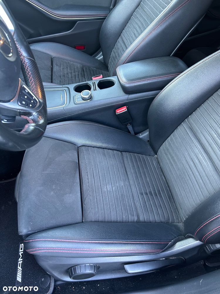 Mercedes-Benz CLA 200 7G-DCT - 8