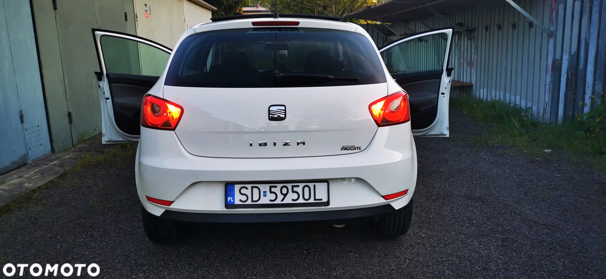 Seat Ibiza 1.4 16V Reference - 24