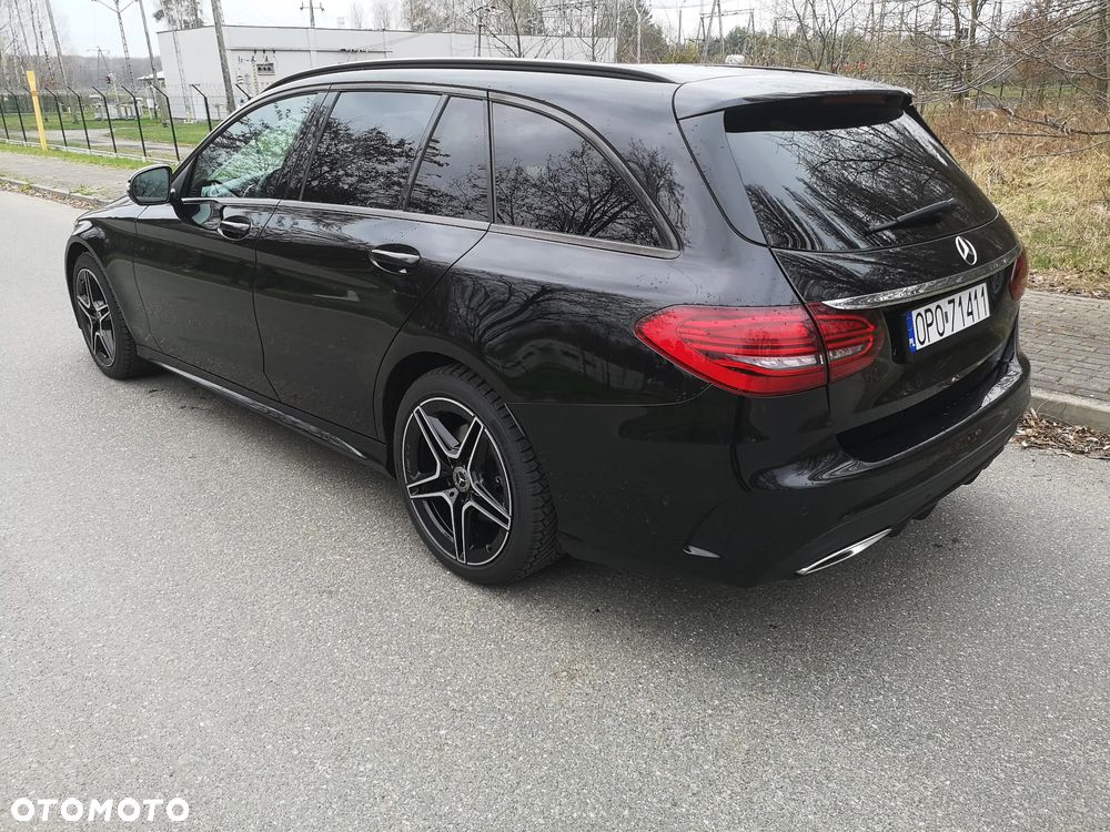 Mercedes-Benz Klasa C 400 4Matic 9G-TRONIC AMG Line - 24