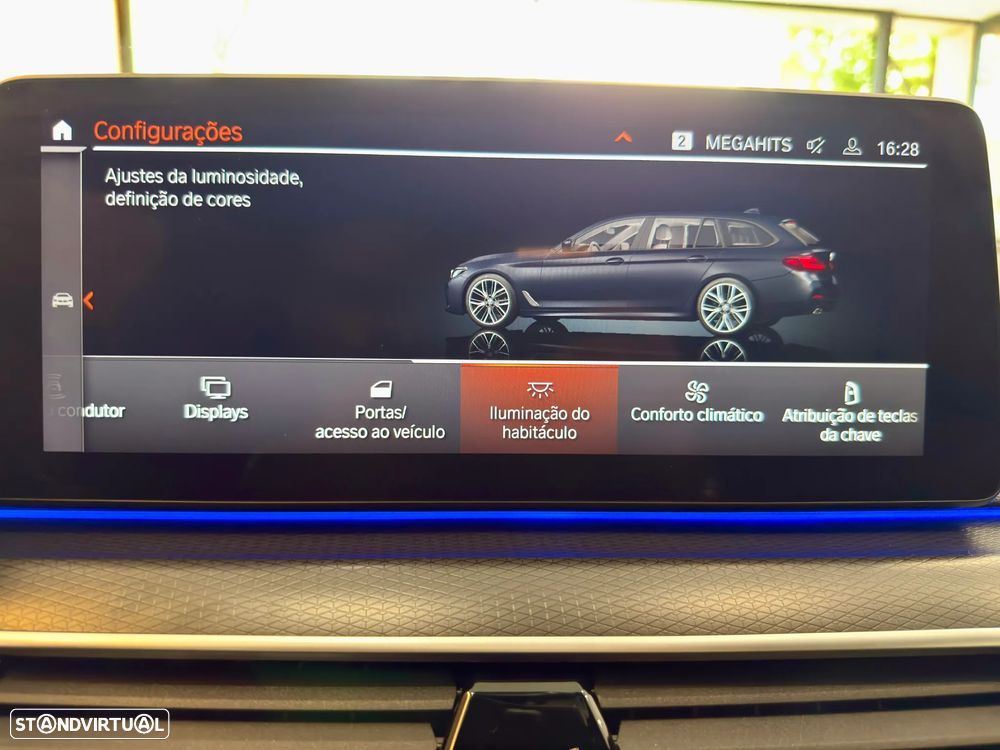 BMW 520 d Pack Desportivo M Auto - 37