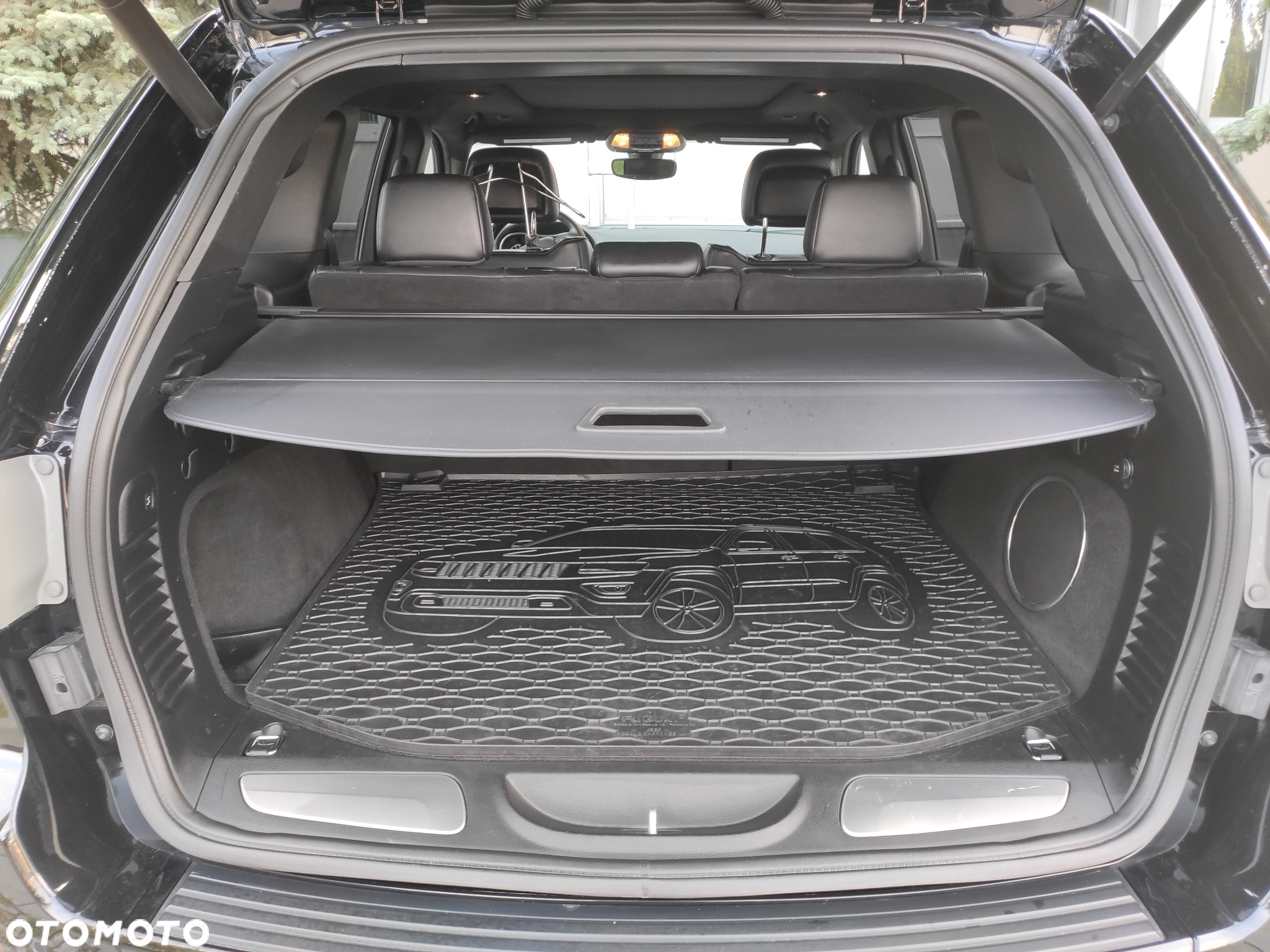 Jeep Grand Cherokee 5.7 V8 Overland - 32
